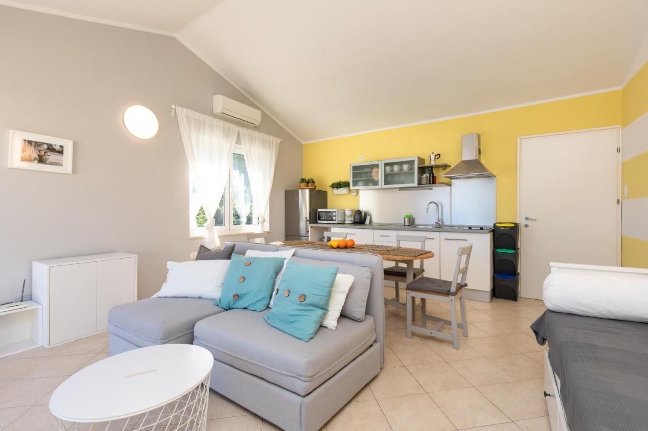 Apartment Portapisana Just 50M From The Beach Krk Town Exterior photo