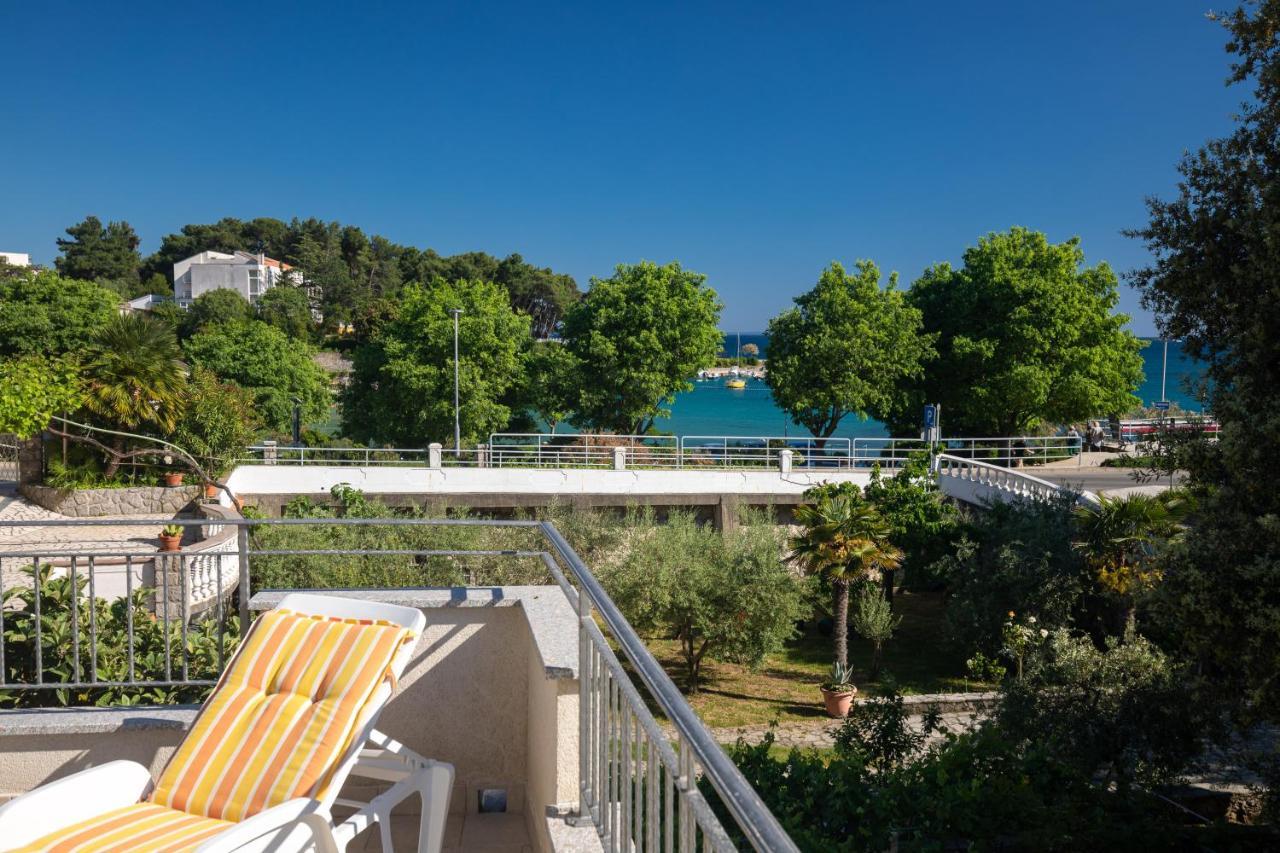 Apartment Portapisana Just 50M From The Beach Krk Town Exterior photo