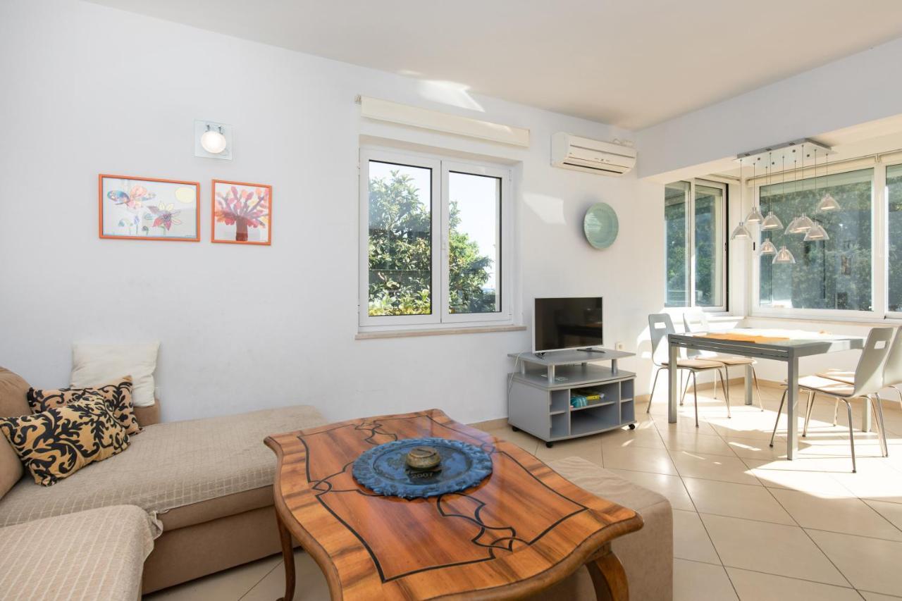 Apartment Portapisana Just 50M From The Beach Krk Town Exterior photo